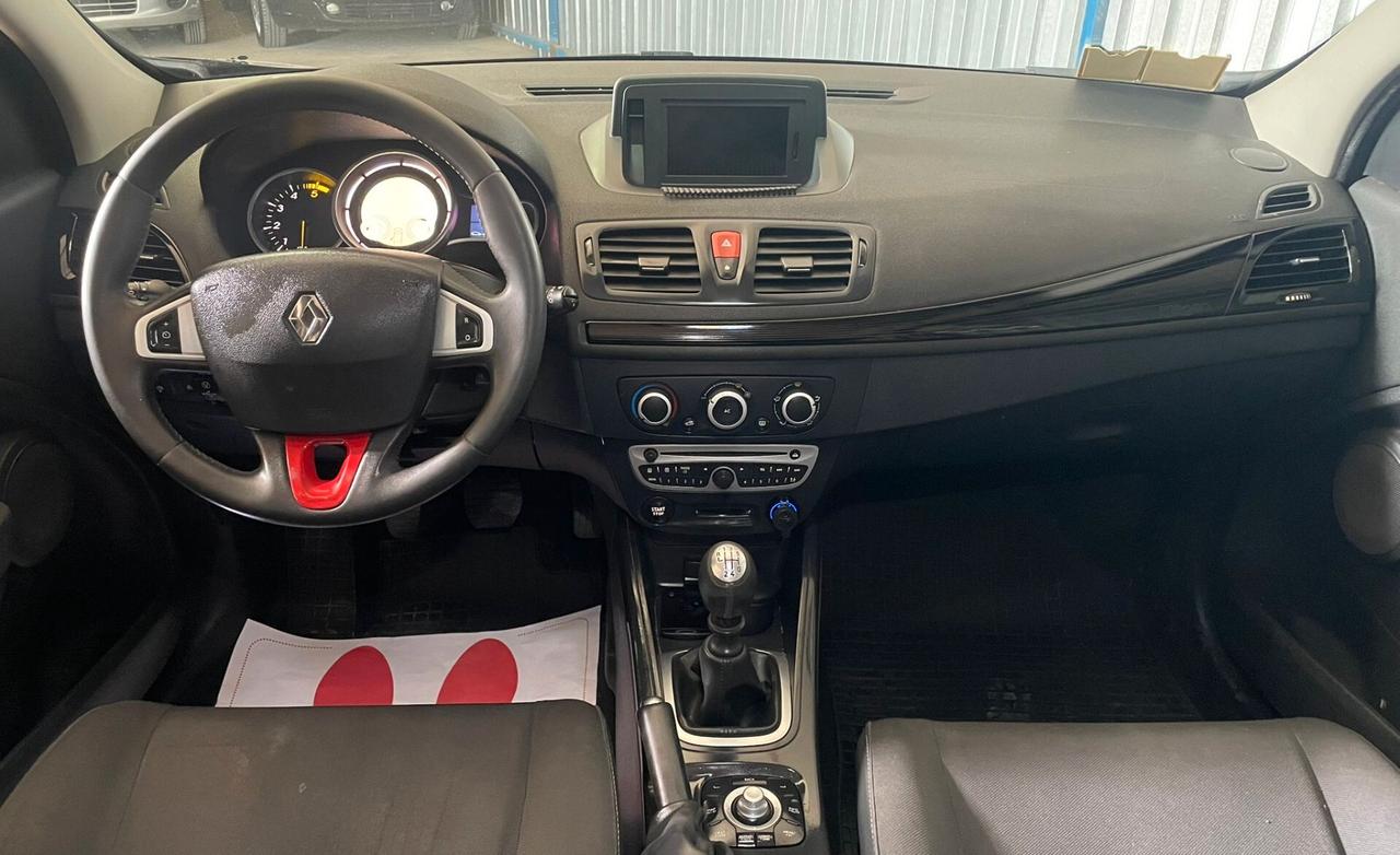 RENAULT MEGANE SPORTOUR GT LINE - NEOPATENTATI