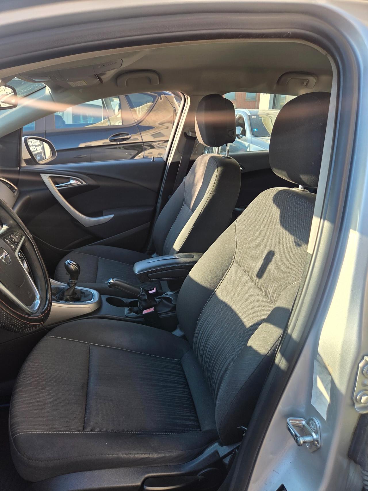 Opel Astra 1.7 CDTI 110CV Sports Tourer Cosmo