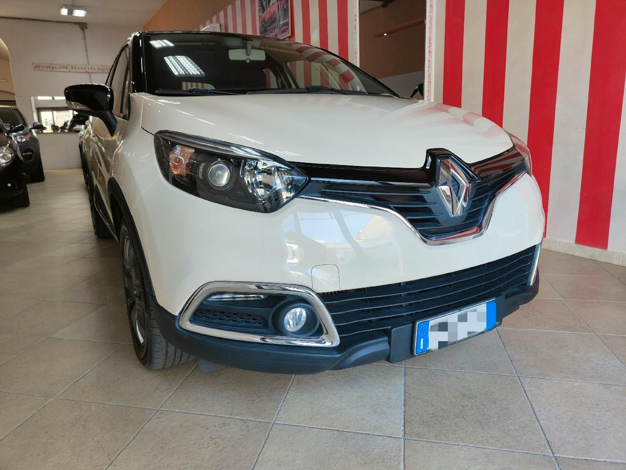 Renault Captur 1.5 dCi 8V 90 CV - 2015 POCHI KM