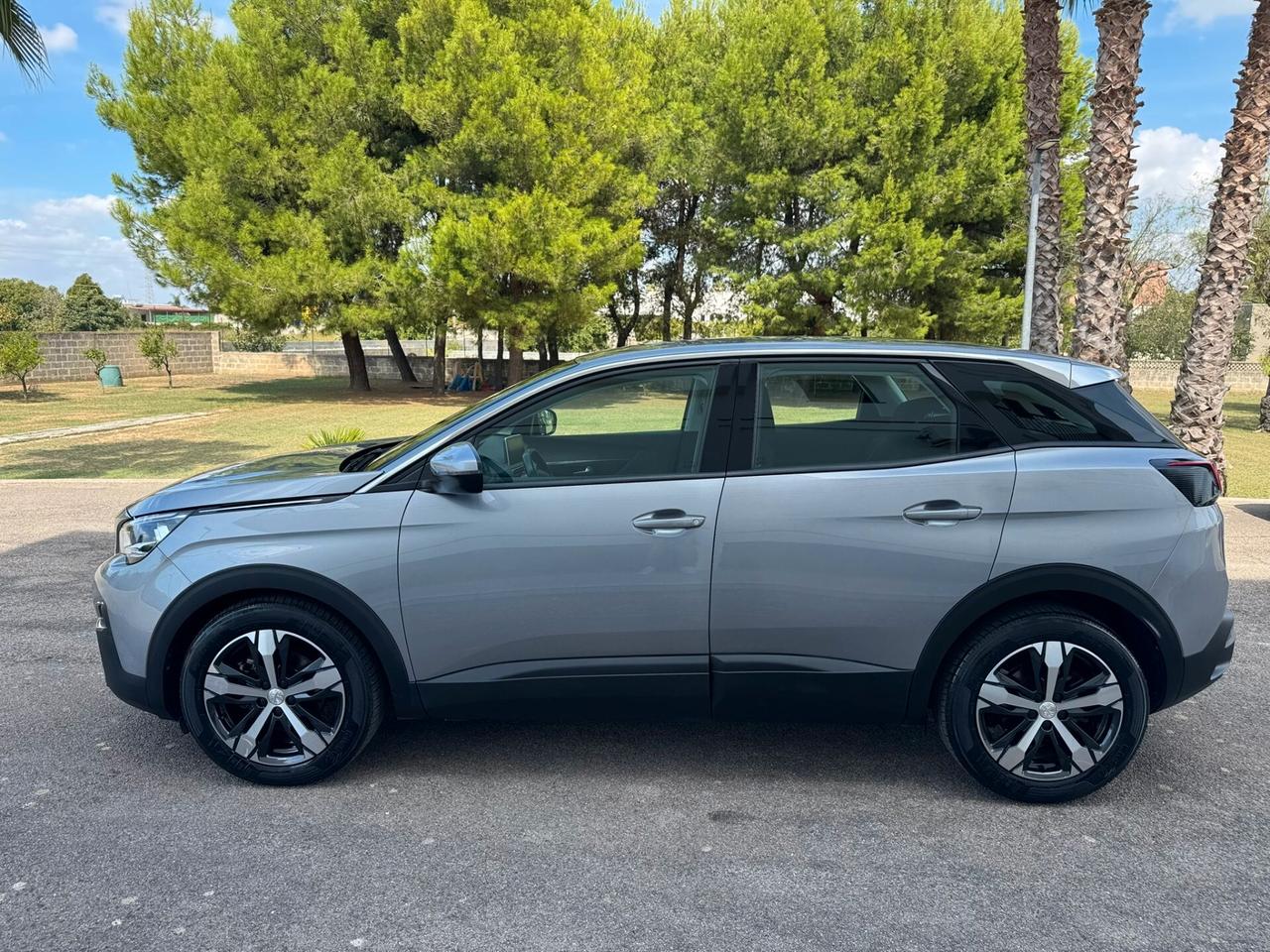 Peugeot 3008 1.5d Cambio Manuale FULL OPTIONALS