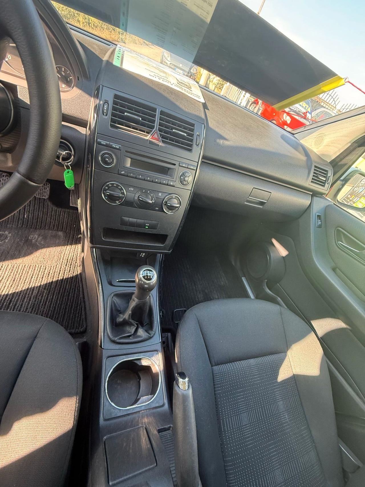 Mercedes-benz A 160 BlueEFFICIENCY Elegance