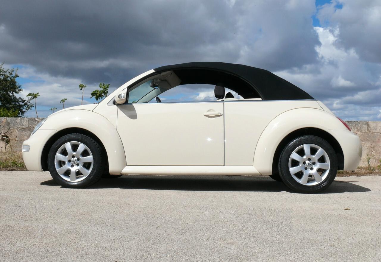 Volkswagen New Beetle 1.6 Cabrio (M1397)