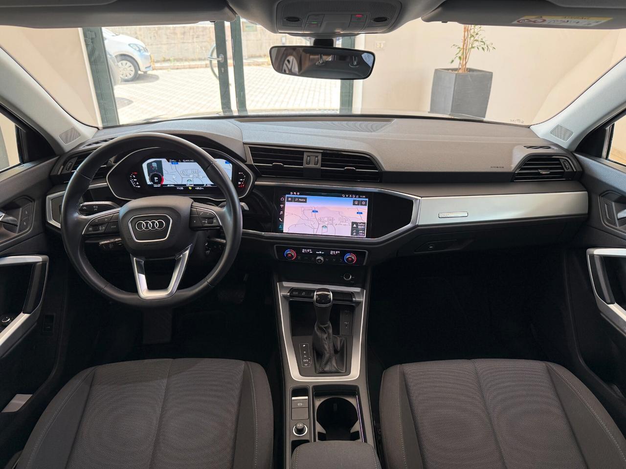 Audi Q3 Sportback 35 2.0 tdi Bus. Plus s-tronic Matrix