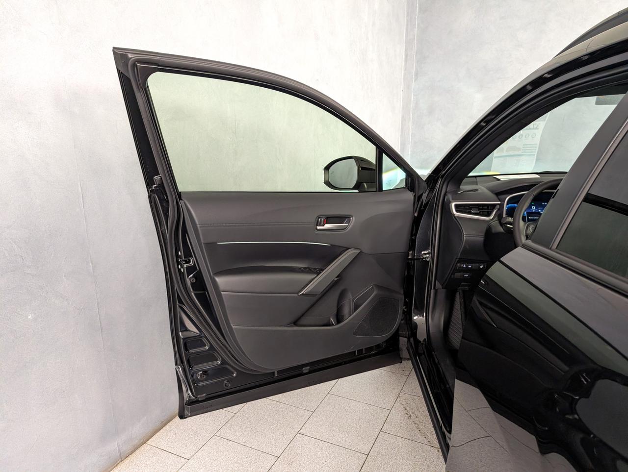 Toyota 1.8 Hybrid 140cv e-cvt Icon Style