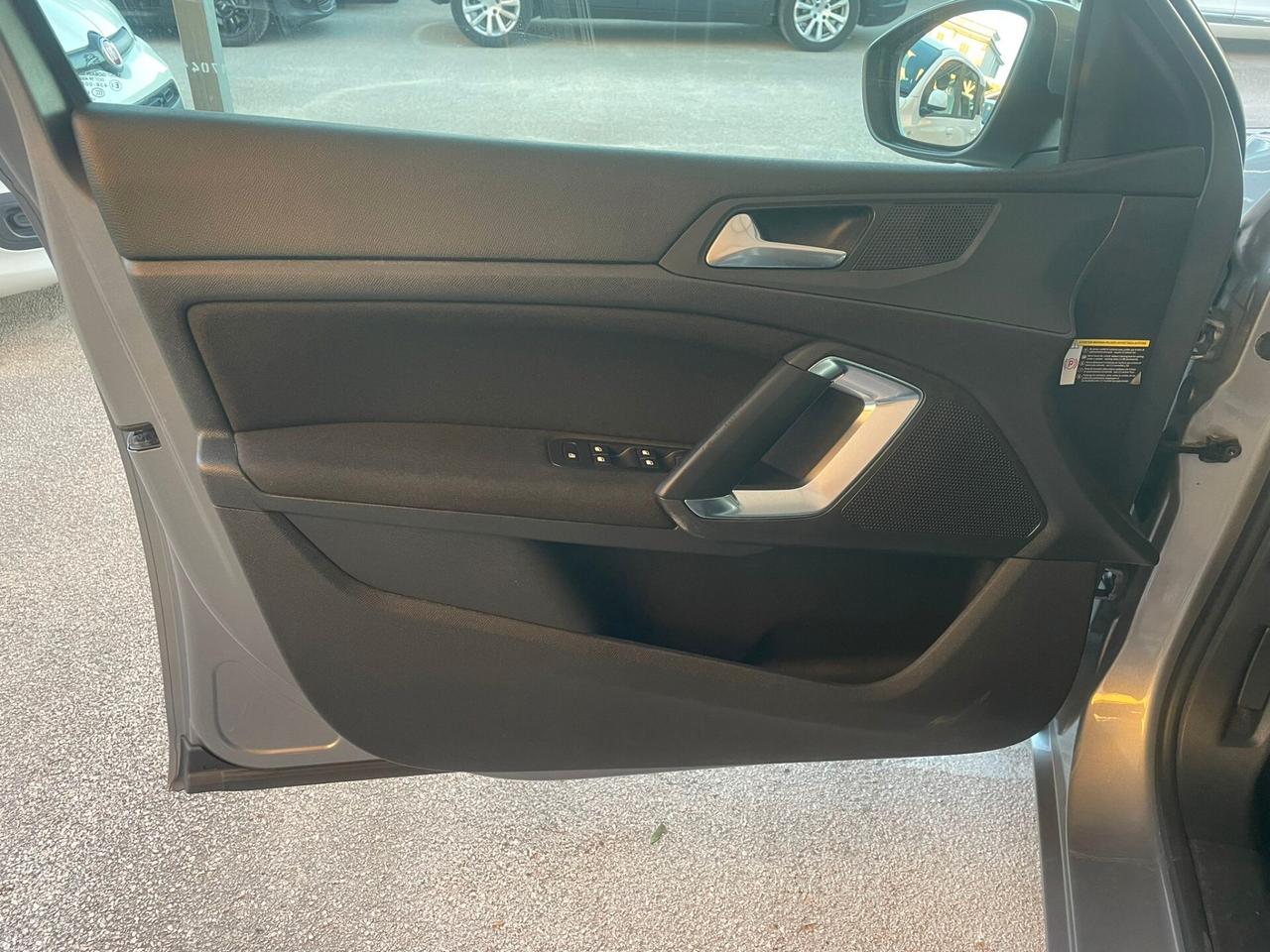Peugeot 308 BlueHDi 120 S&S Allure