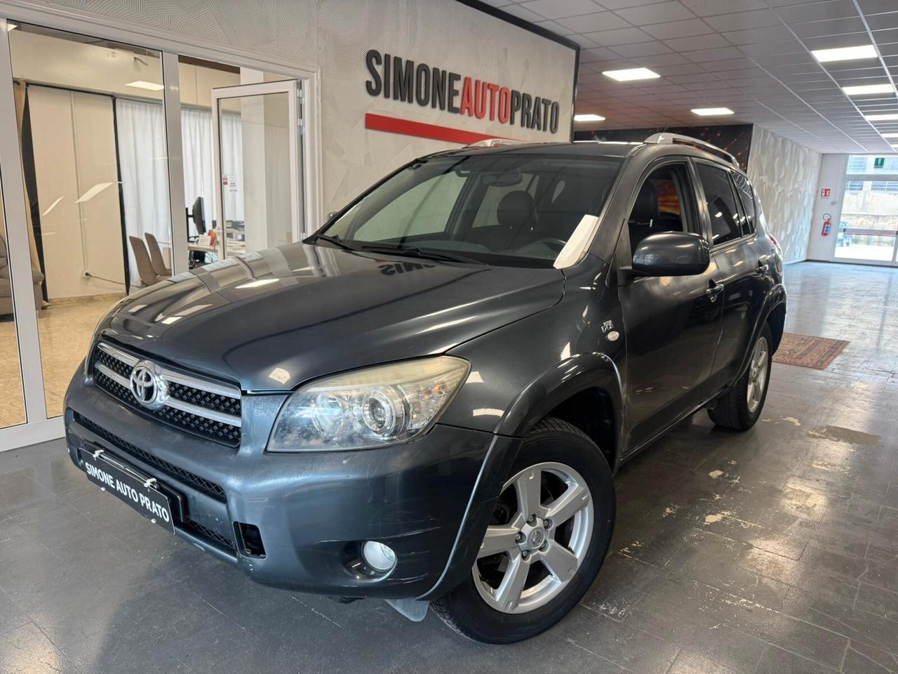 Toyota RAV 4 RAV4 2.2 D-4D 177 CV Luxury