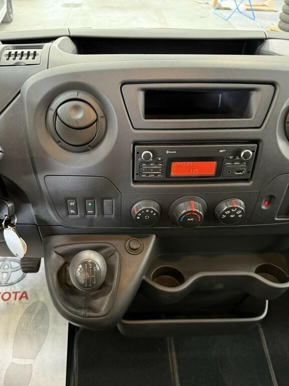 Renault Master T35 2.3 dci 130cv L2H2 E6
