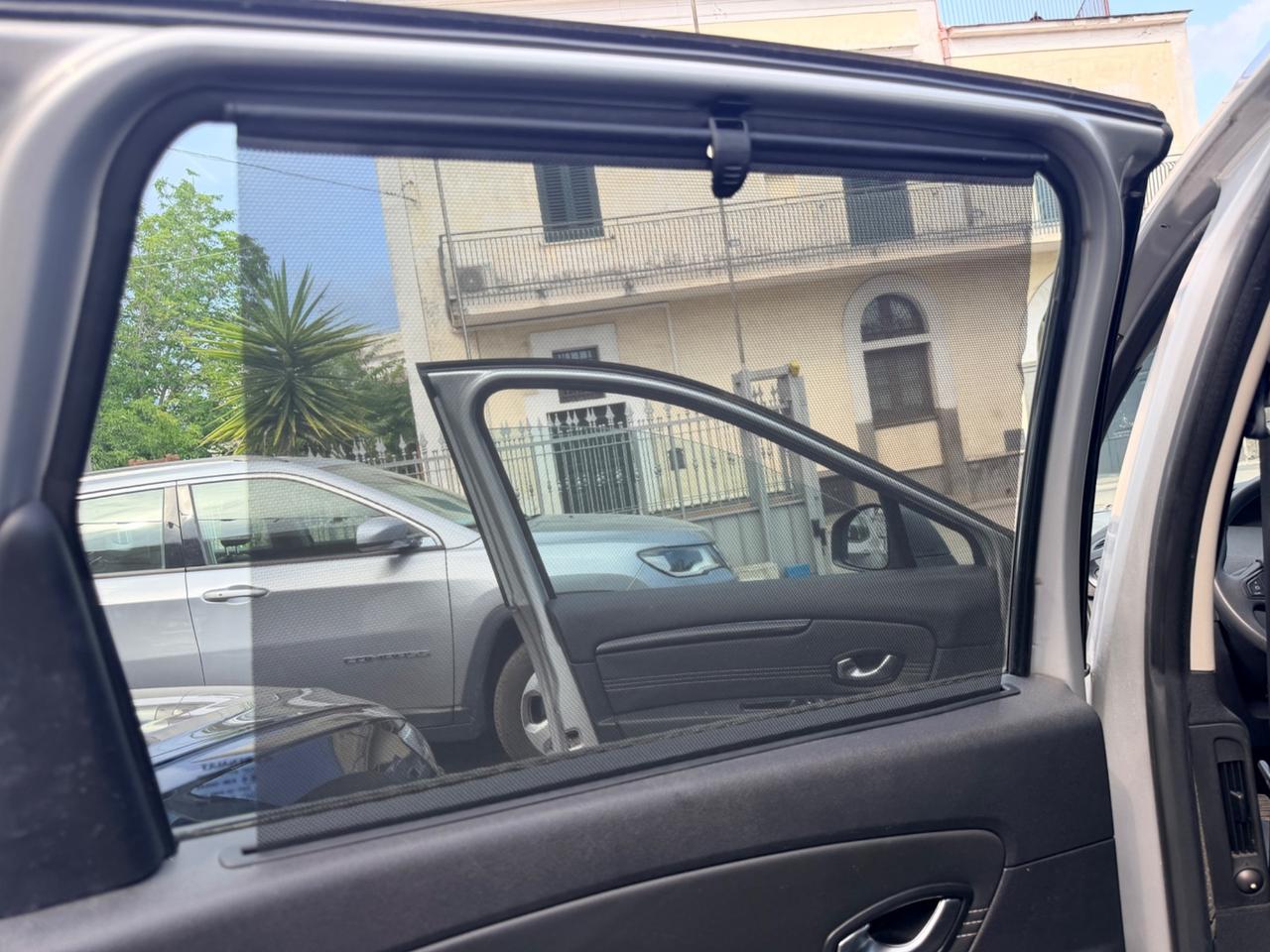 Renault Scenic 1.5 DCI 7 POSTI FULL NAVI
