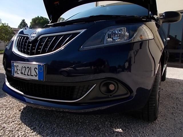 Lancia Ypsilon 1.0 FireFly 5 porte S&S Hybrid Ecochic Gold