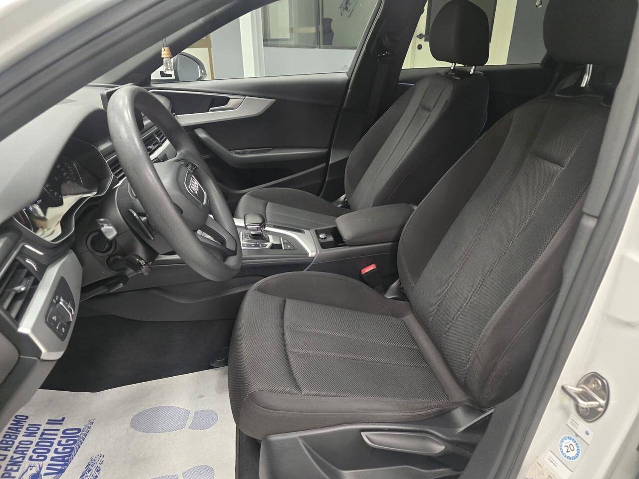 Audi A4 Avant 2.0 TDI 122 CV S tronic Design 2018