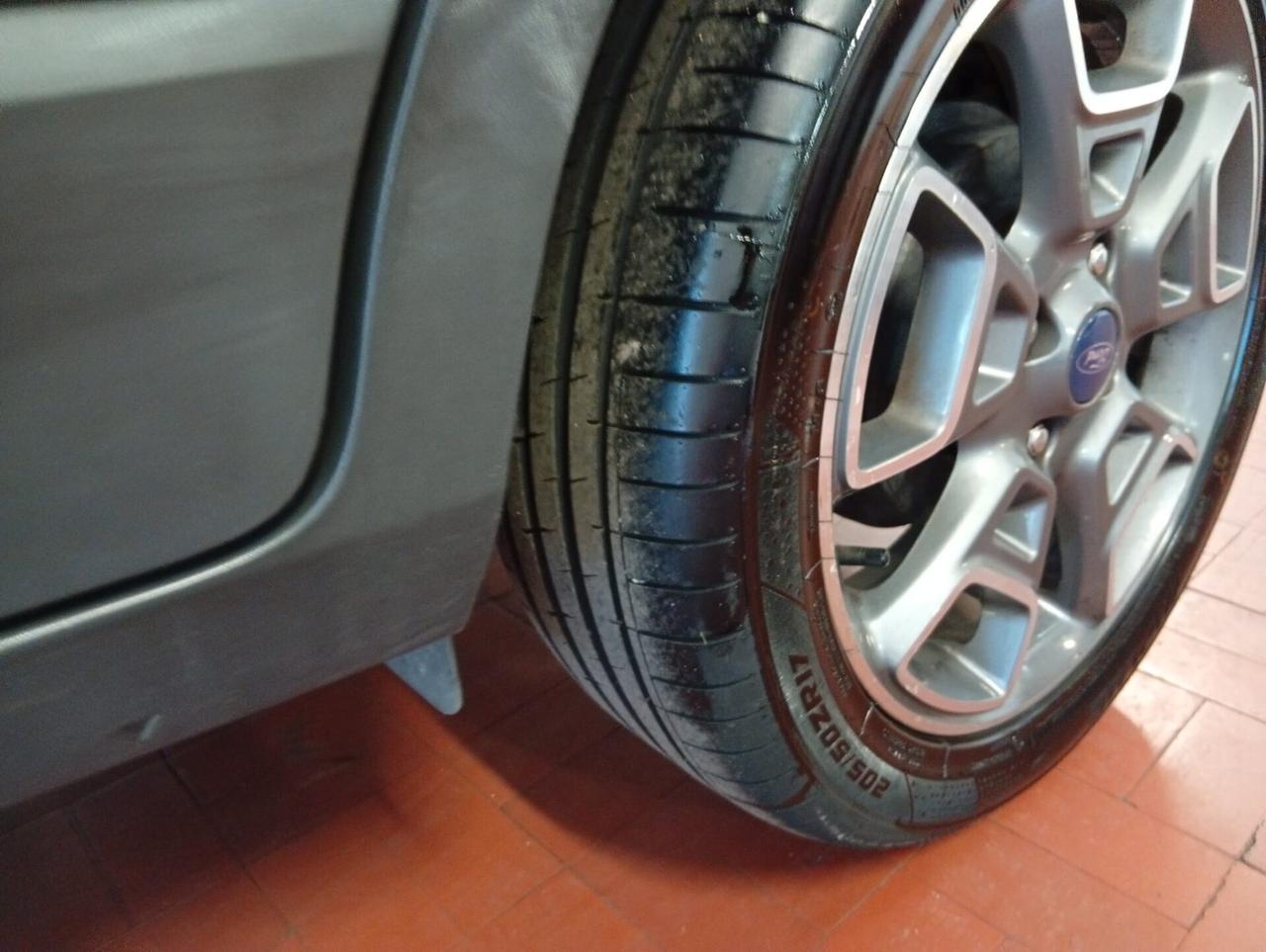 FORD ECOSPORT 1.0 BENZINA 75.000KM EURO 6B IDEALE PER NEO PATENTATI