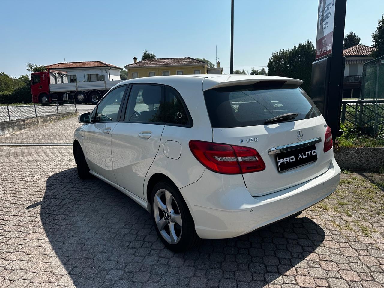 Mercedes-benz B 180 CDI BlueEFFICIENCY Premium