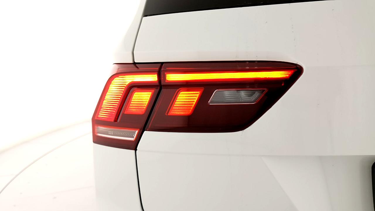 VOLKSWAGEN Tiguan II 2021 - Tiguan 1.5 tsi Life 130cv