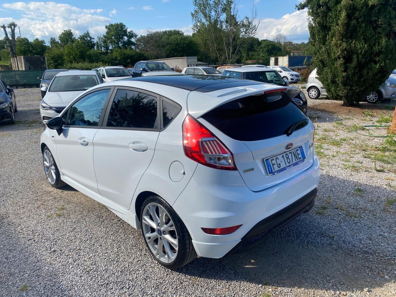 Ford Fiesta 1.0 EcoBoost 100CV 5 porte ST-Line