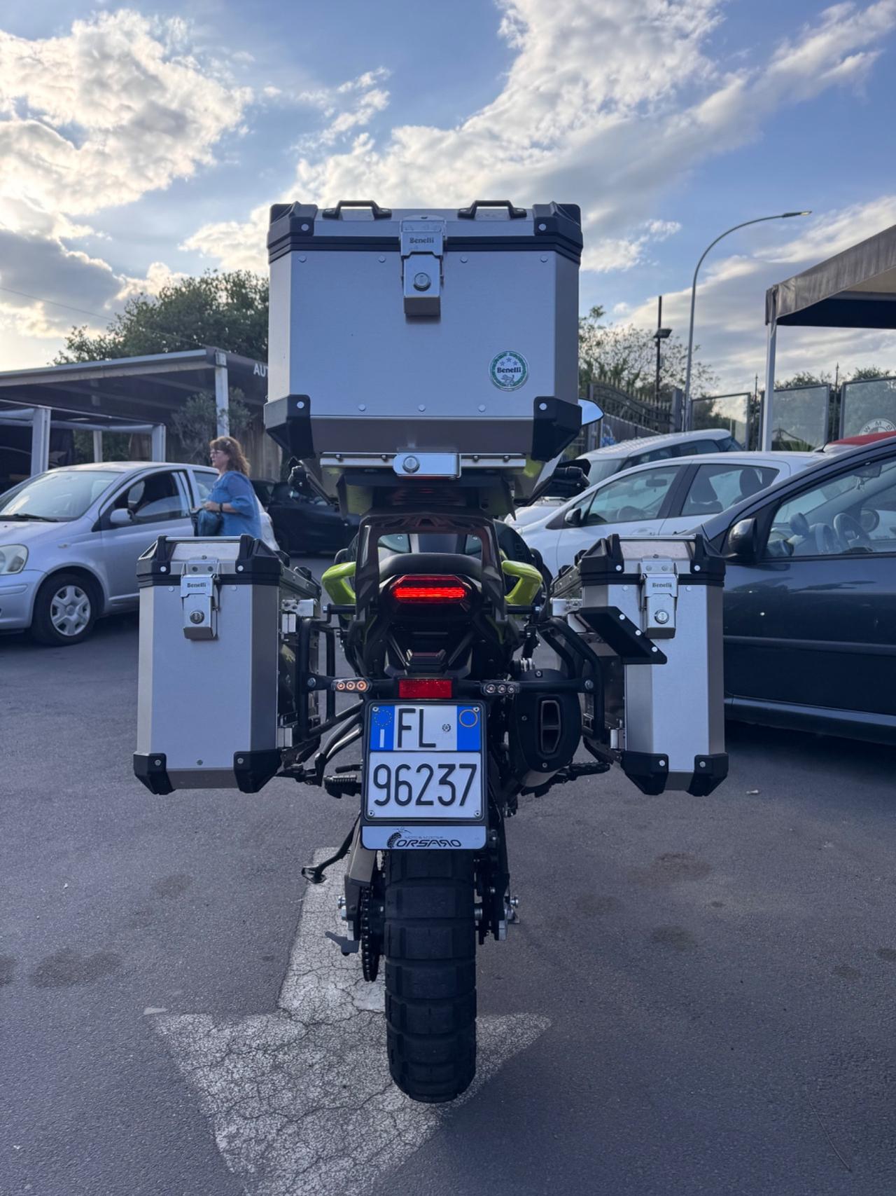 Benelli TRK 702 Full