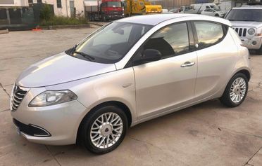 Lancia Ypsilon 1.2 69 CV 5 porte GPL Ecochic Platinum