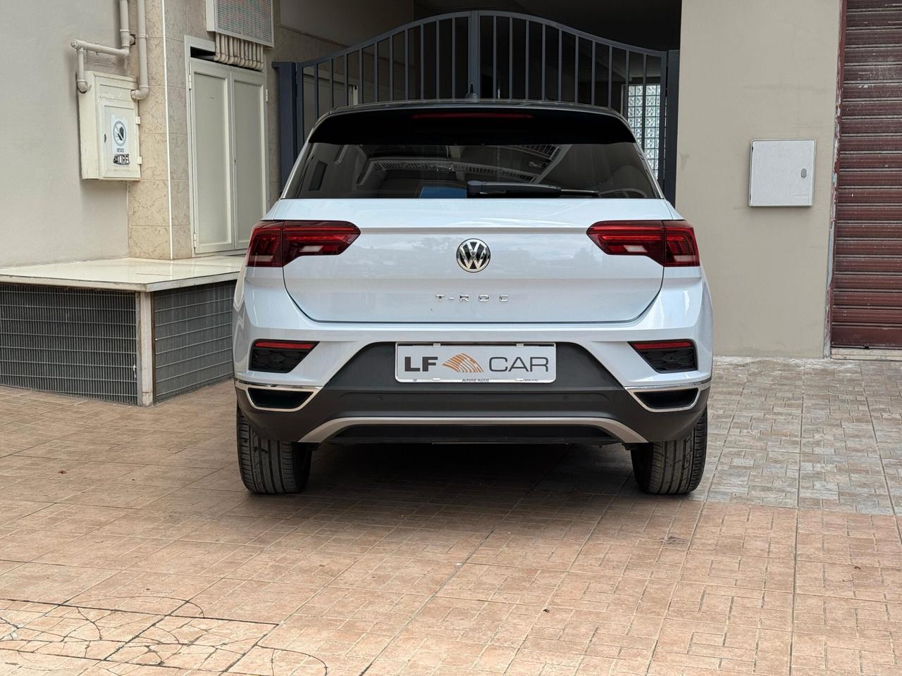 Volkswagen T-Roc 1.6 TDI SCR Advanced BlueMotion Technology 115 cv