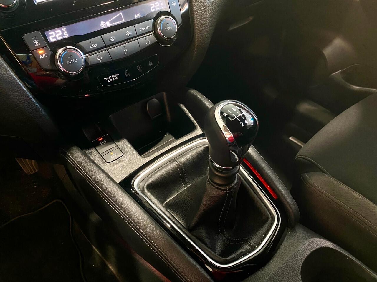 Nissan Qashqai 1.5 dCi N-Connecta
