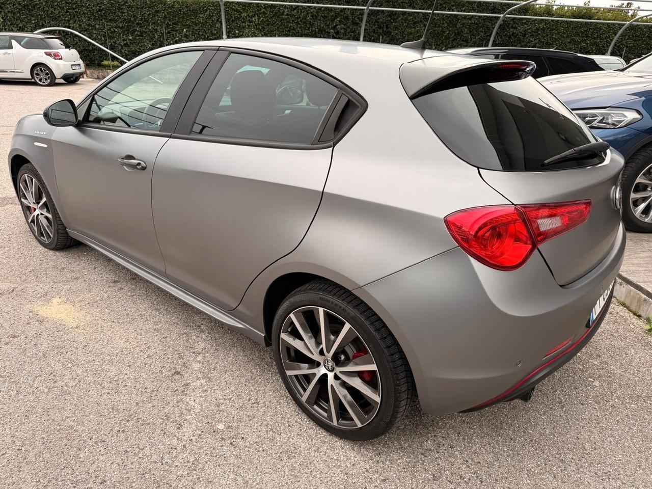 Alfa Romeo Giulietta 2.0 JTDm 170 CV TCT Veloce Carbon Edition