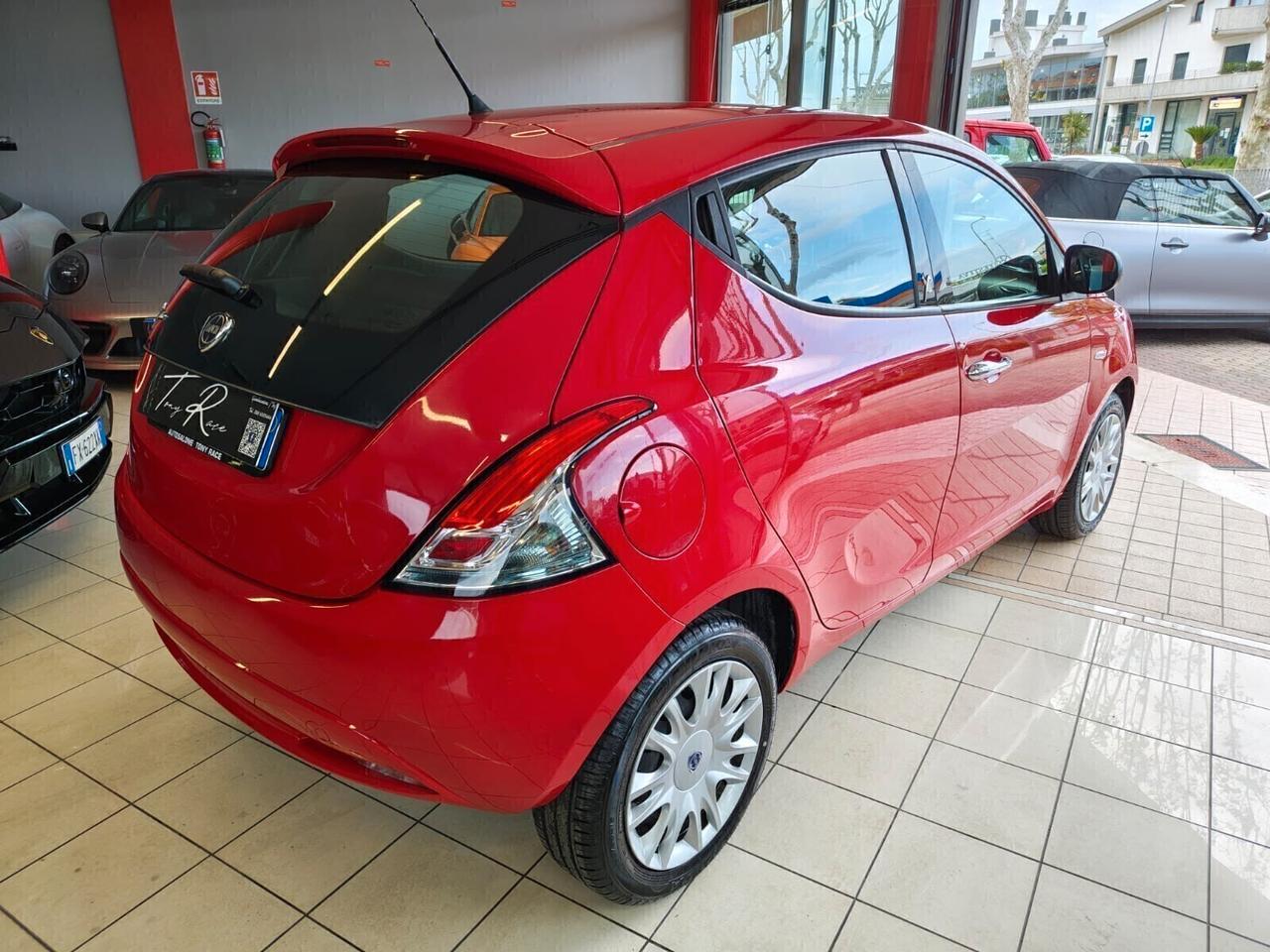 Lancia Ypsilon 1.3 MJT 16V 80 CV 5 porte S&S Platinum