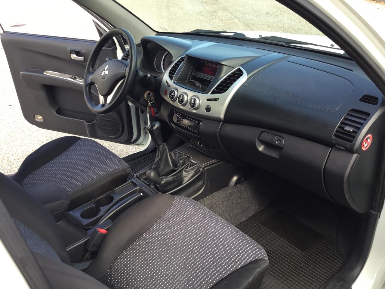 Mitsubishi L200 2.5 DI-D/178CV DC Intense Plus DPF