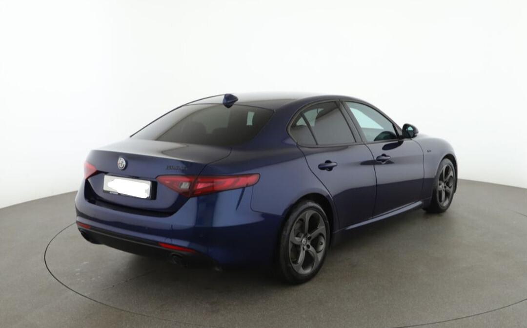 Alfa Romeo Giulia 2.2 Turbodiesel 150 CV Business Launch Edition
