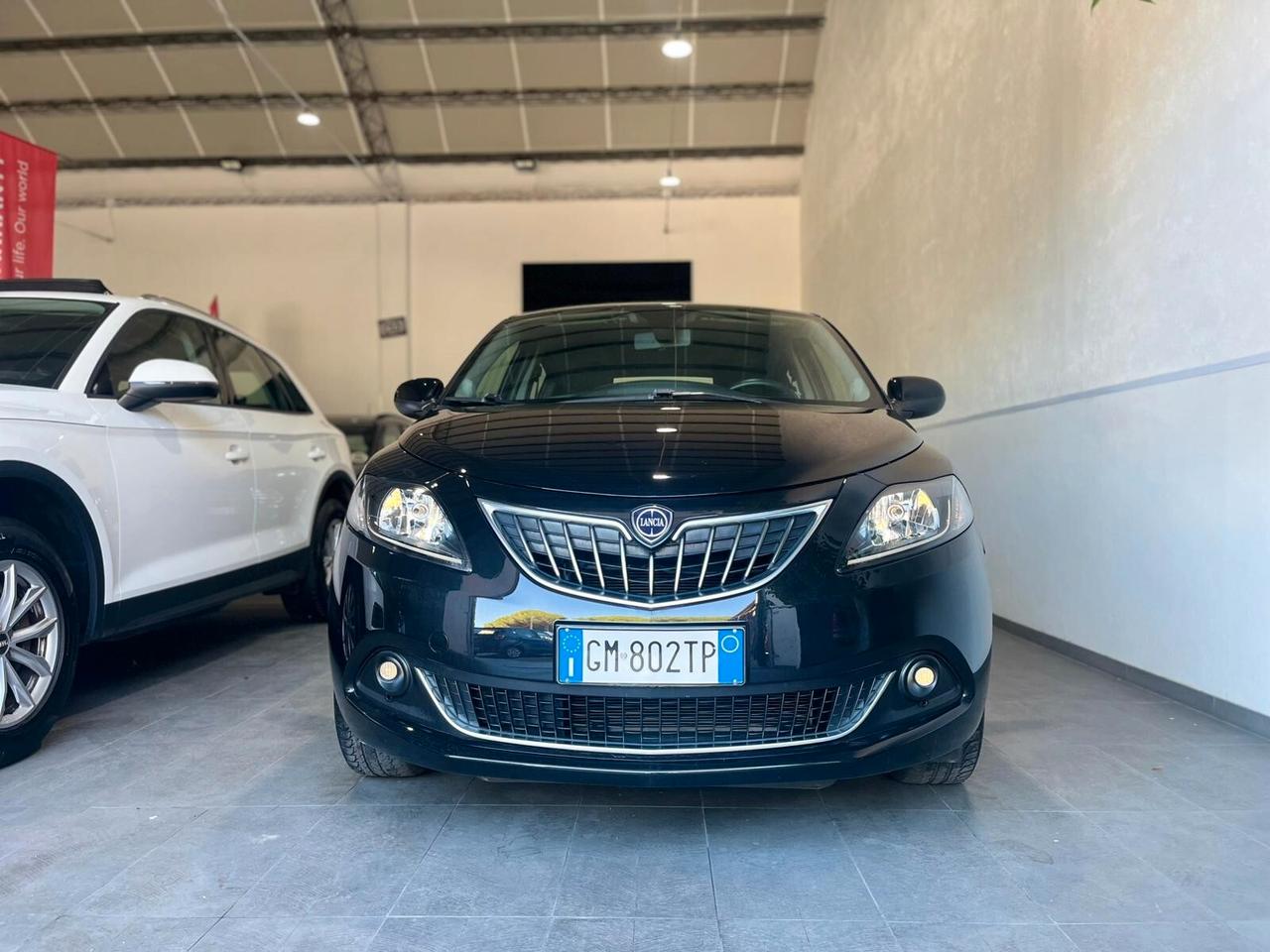 LANCIA YPSILON 1.0 FIREFLY 5 porte Hybrid *GOLD* 2/2023 37MILAKM