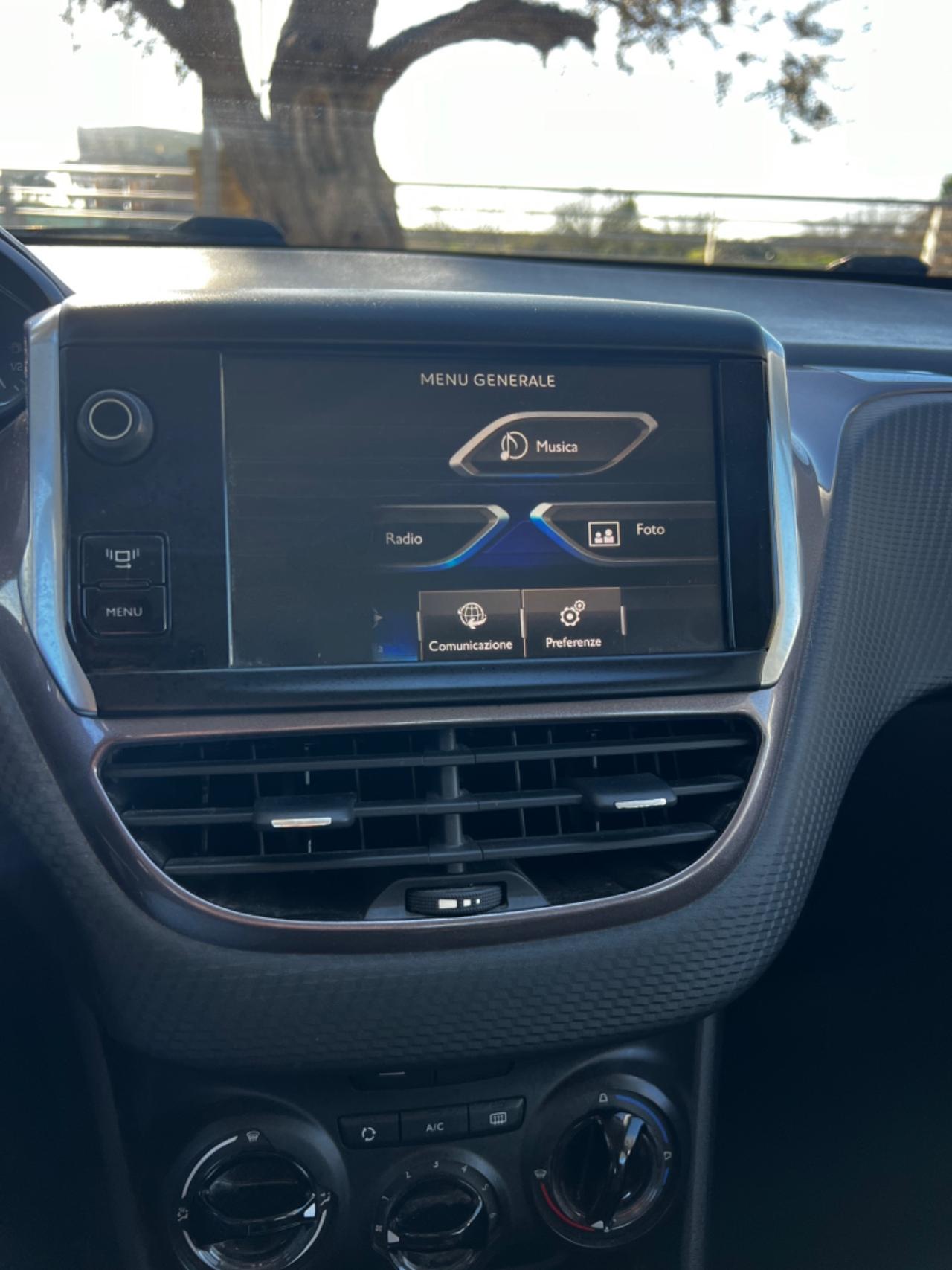 Peugeot 2008 1.2 VTi 82CV Allure come nuovaaa!!