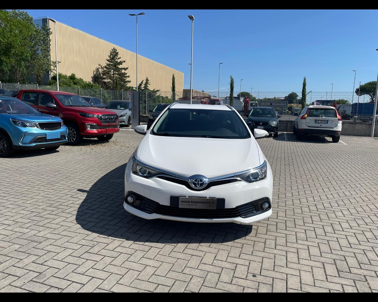TOYOTA Auris Touring Sports 1.8h Lounge cvt my17