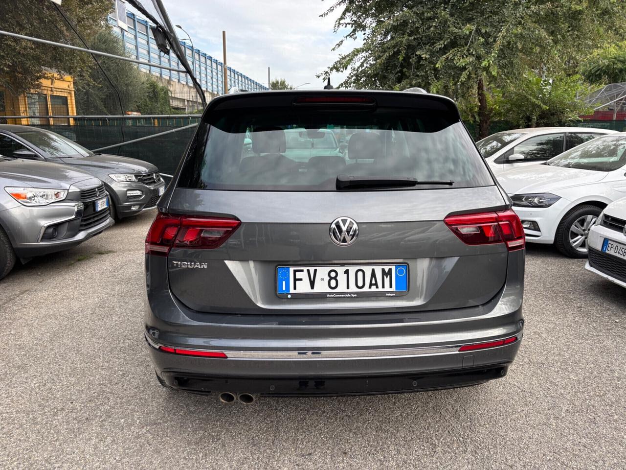 Volkswagen Tiguan 1.6 TDI R-Line sport