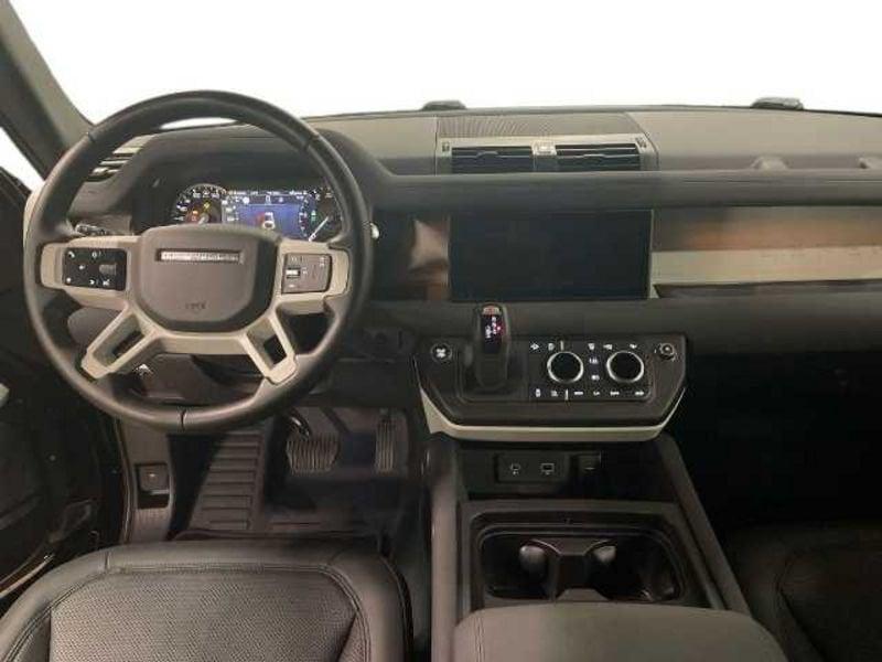 Land Rover Defender VII 90 3.0d i6 mhev SE awd 200cv auto