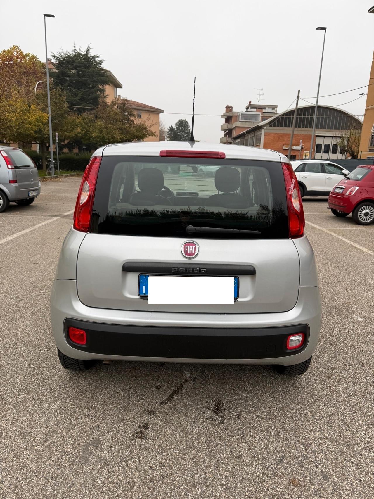 Fiat Panda 1.2 Gpl - NEOPATENTATI - 12 MESI DI GARANZIA -