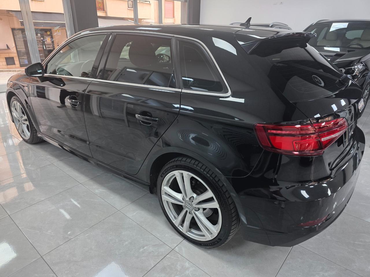 Audi A3 SPB 30 TDI S tronic line exterior admired