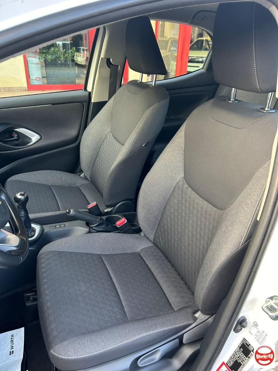TOYOTA - Yaris 1.0 Active