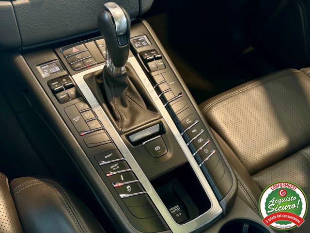 PORSCHE Macan 2.0 *TETTO*SPORT CHRONO*COCOA*SCARICO*CARPLAY*