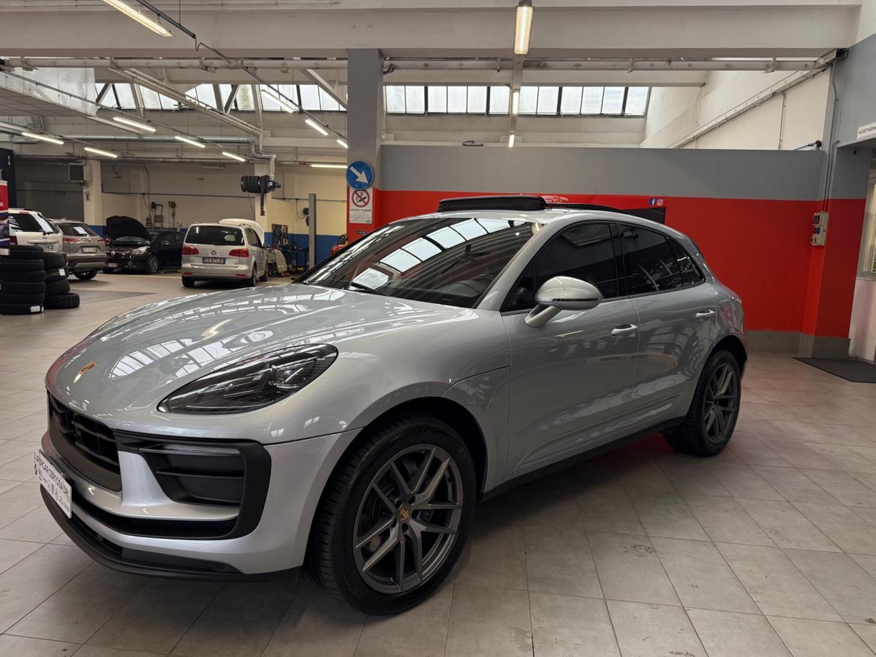Porsche Macan 2.0 T GARANZIA 12 porsche approved SOLO KM 29.000