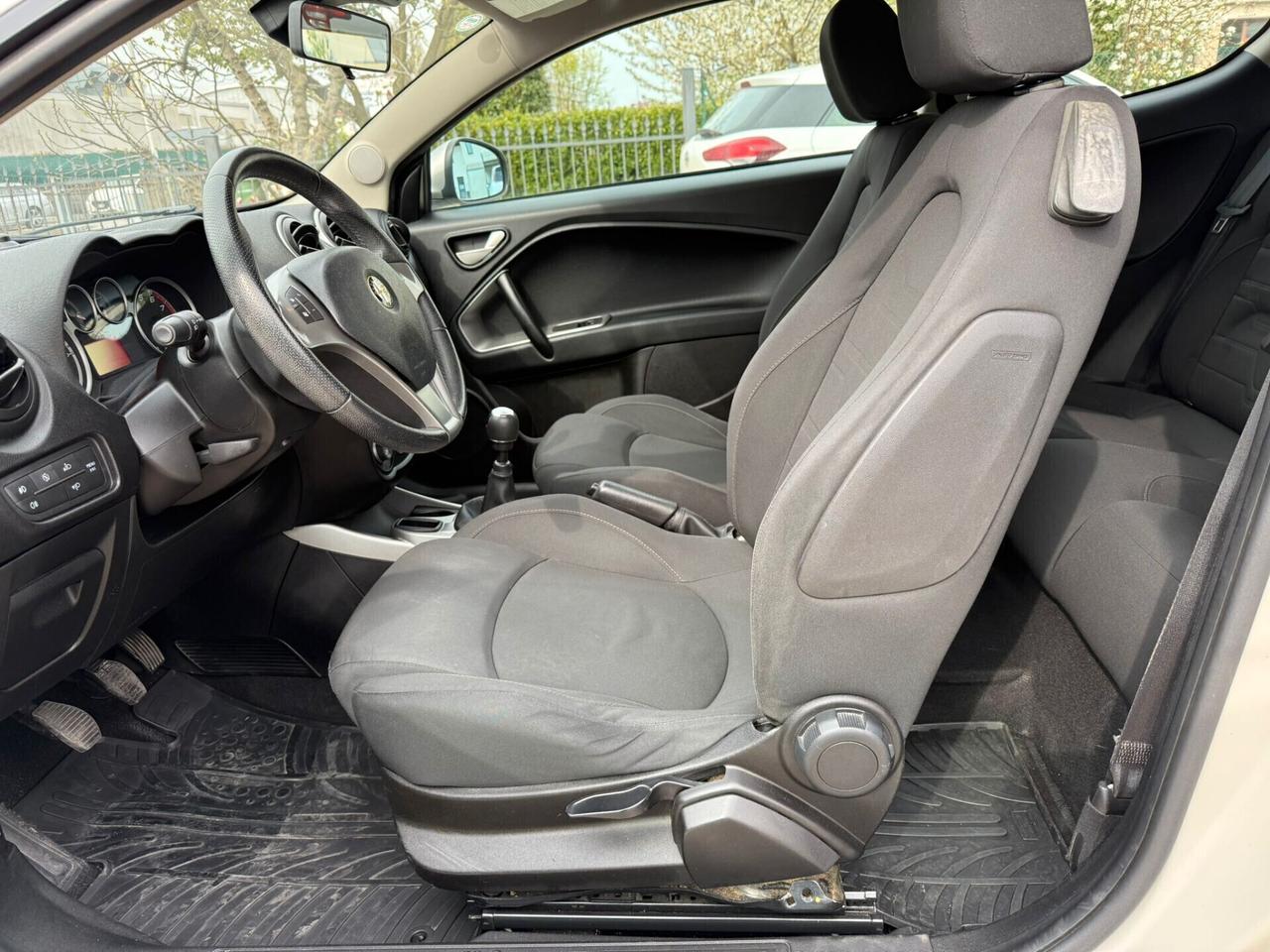 Alfa MITO 1.4 - 89.000km unico -propr NEO-PAT