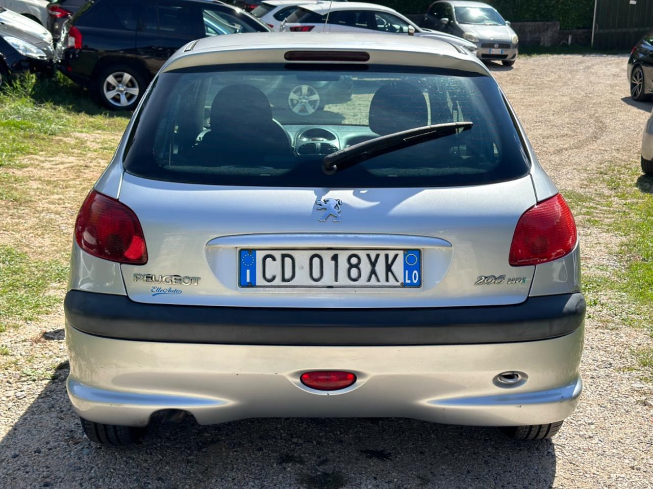 Peugeot 206 1.4 HDi 5p. LEE NEOPATENTATI