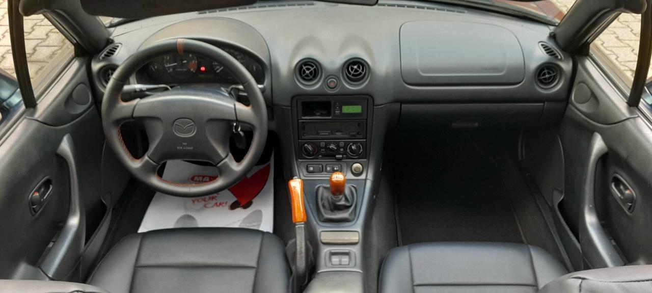 Mazda MX-5 1.6i 16V cat