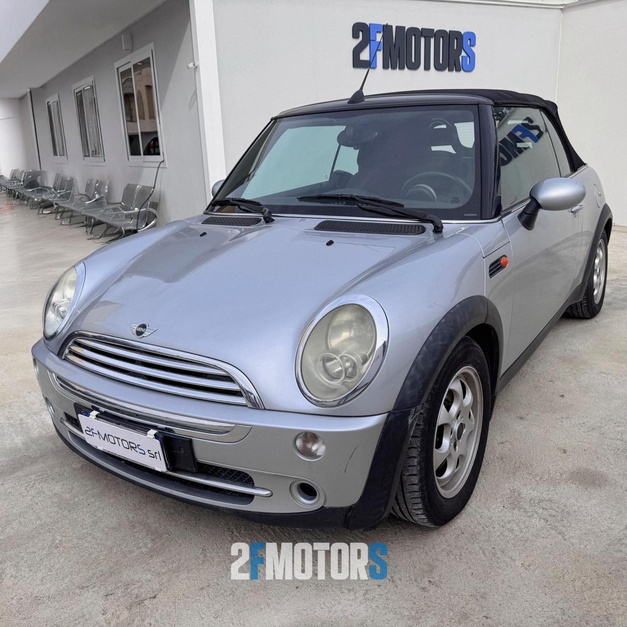 Mini Cabrio 1.6 Cooper