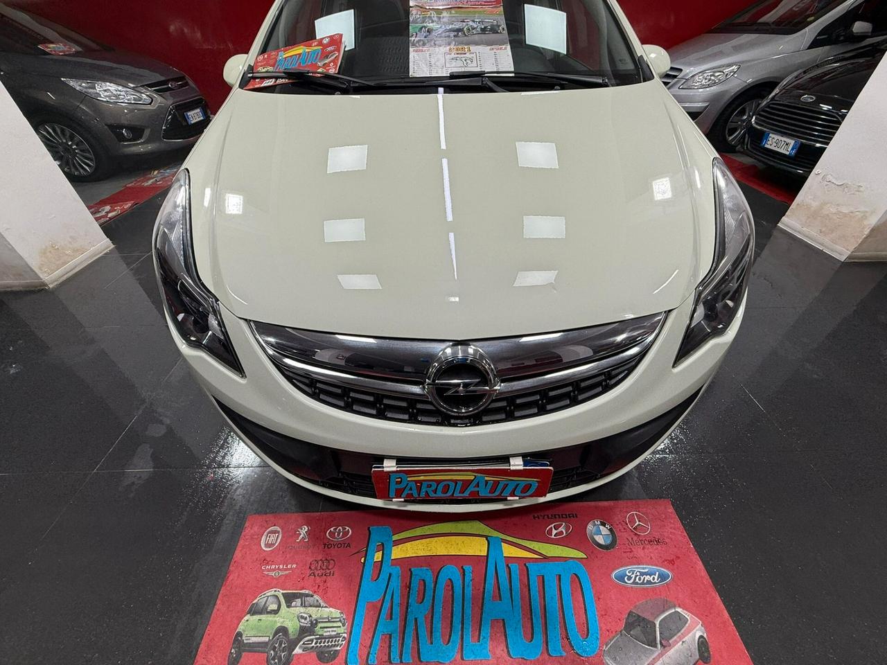 Opel Corsa 1.2 86cv Cosmo - 2011