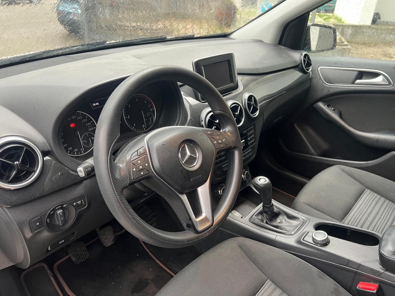 Mercedes-benz B 180 CDI BlueEFFICIENCY EXECUTIVE