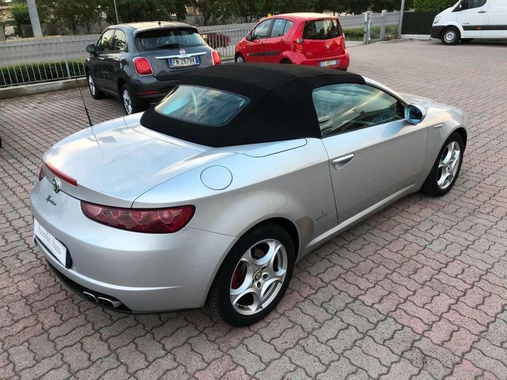 Alfa Romeo Spider 1750 - 200 CV - KM 21.828