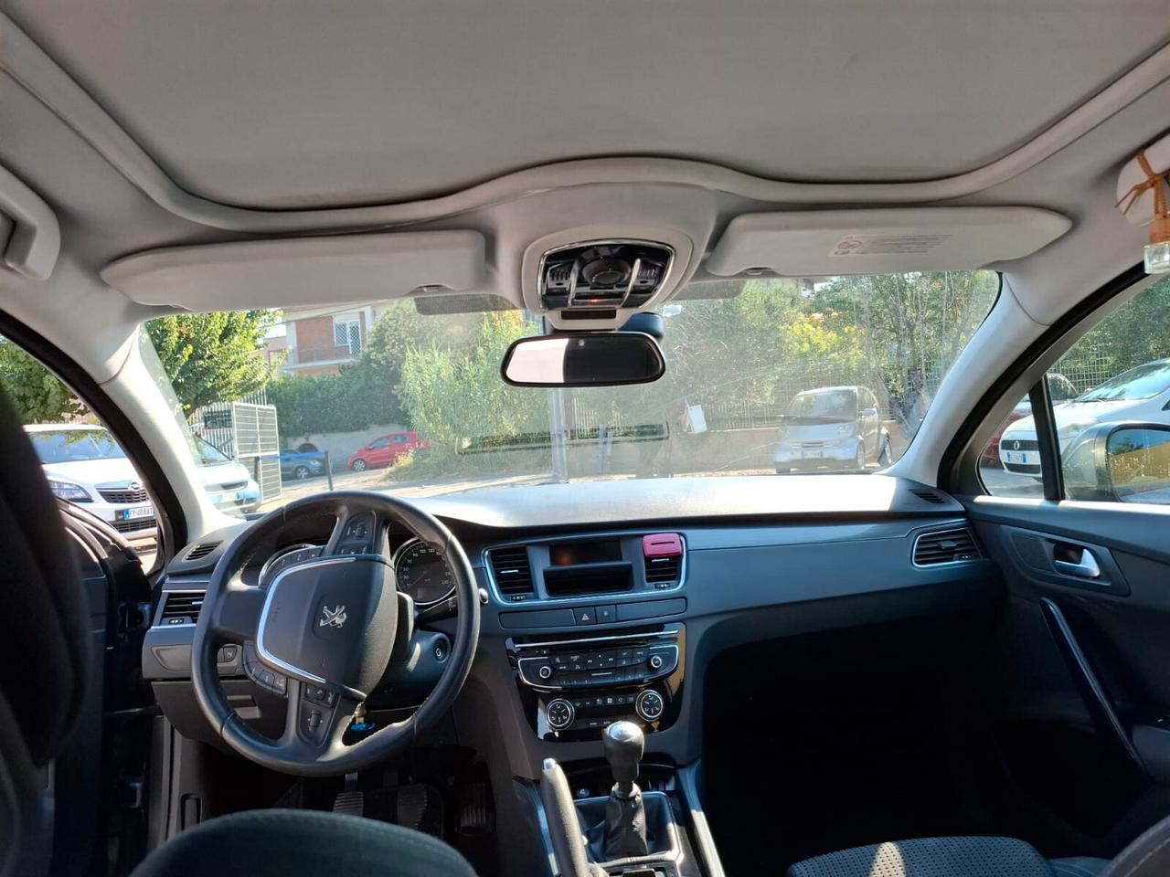 Peugeot 508 2.0 HDi 140CV SW Ciel Active