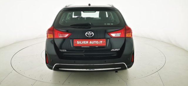 TOYOTA Auris Touring Sports 1.4 D-4D Lounge