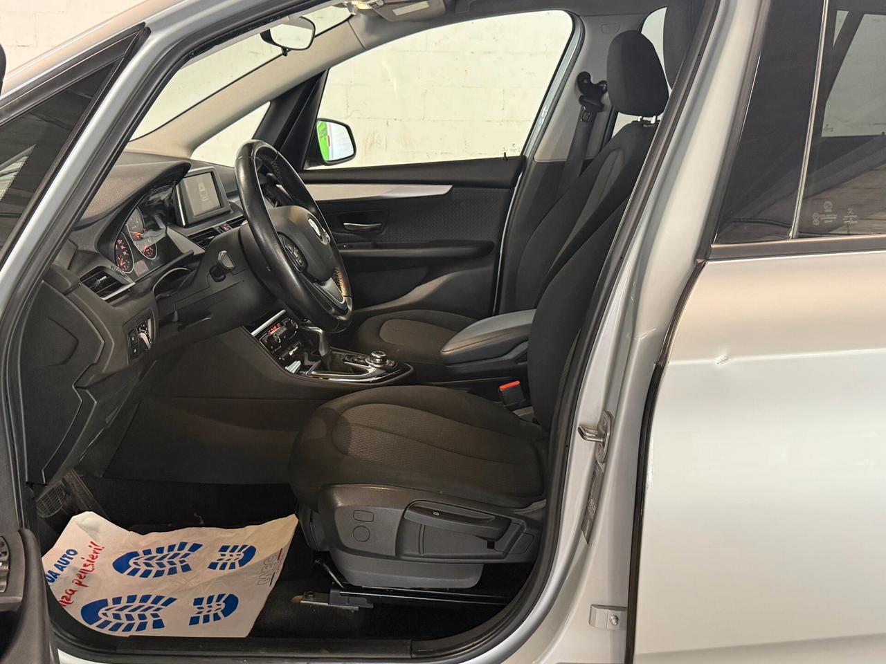 Bmw 2er Active Tourer 218d Luxury