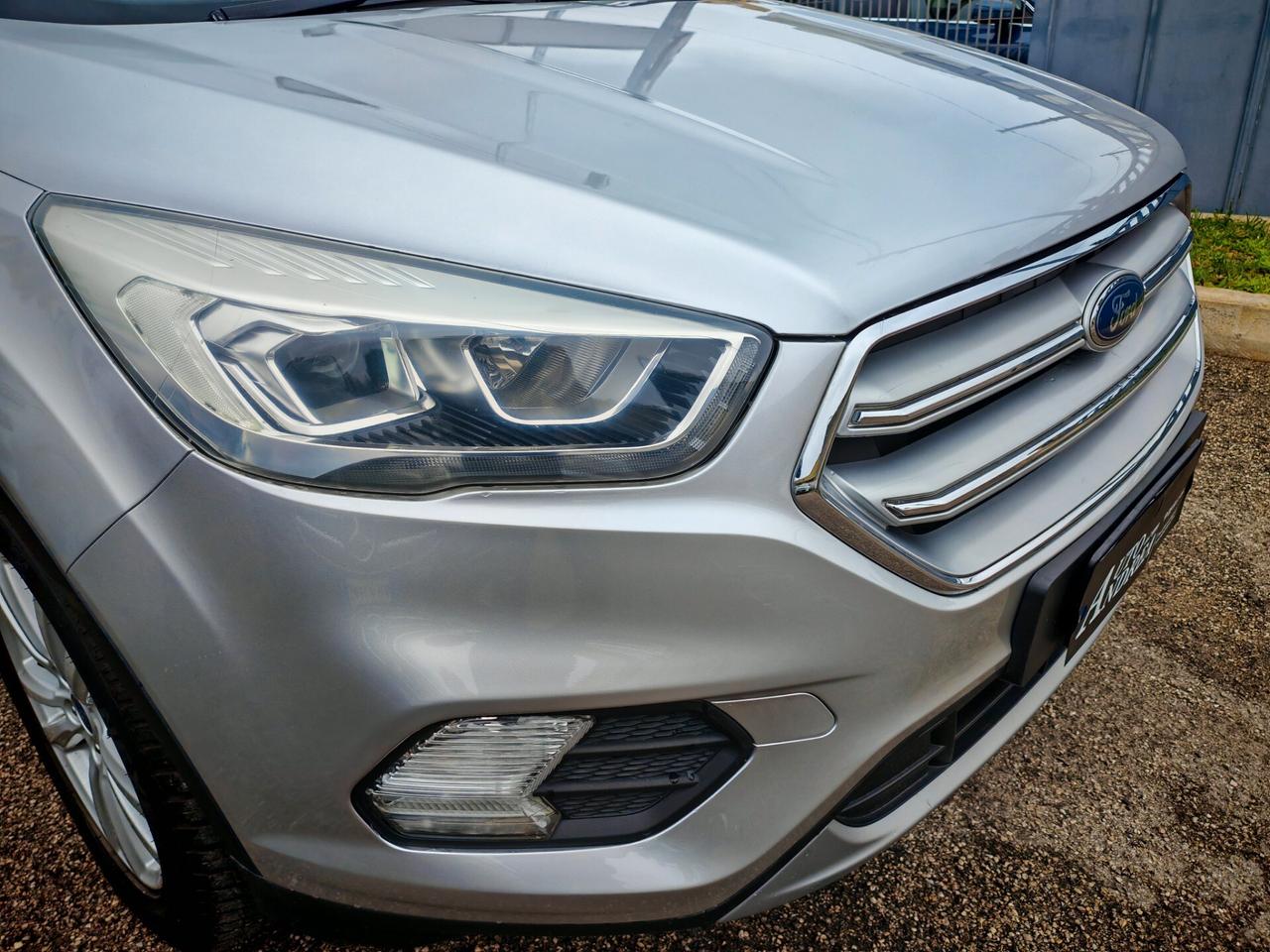 Ford Kuga 1.5 TDCI 120 CV 2WD Titanium 2018