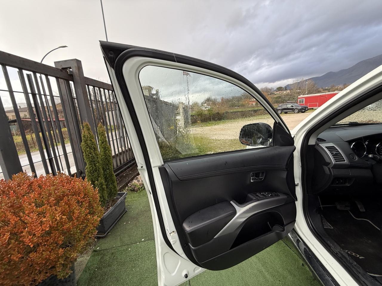 PEUGEOT 4007 2.2 DIESEL