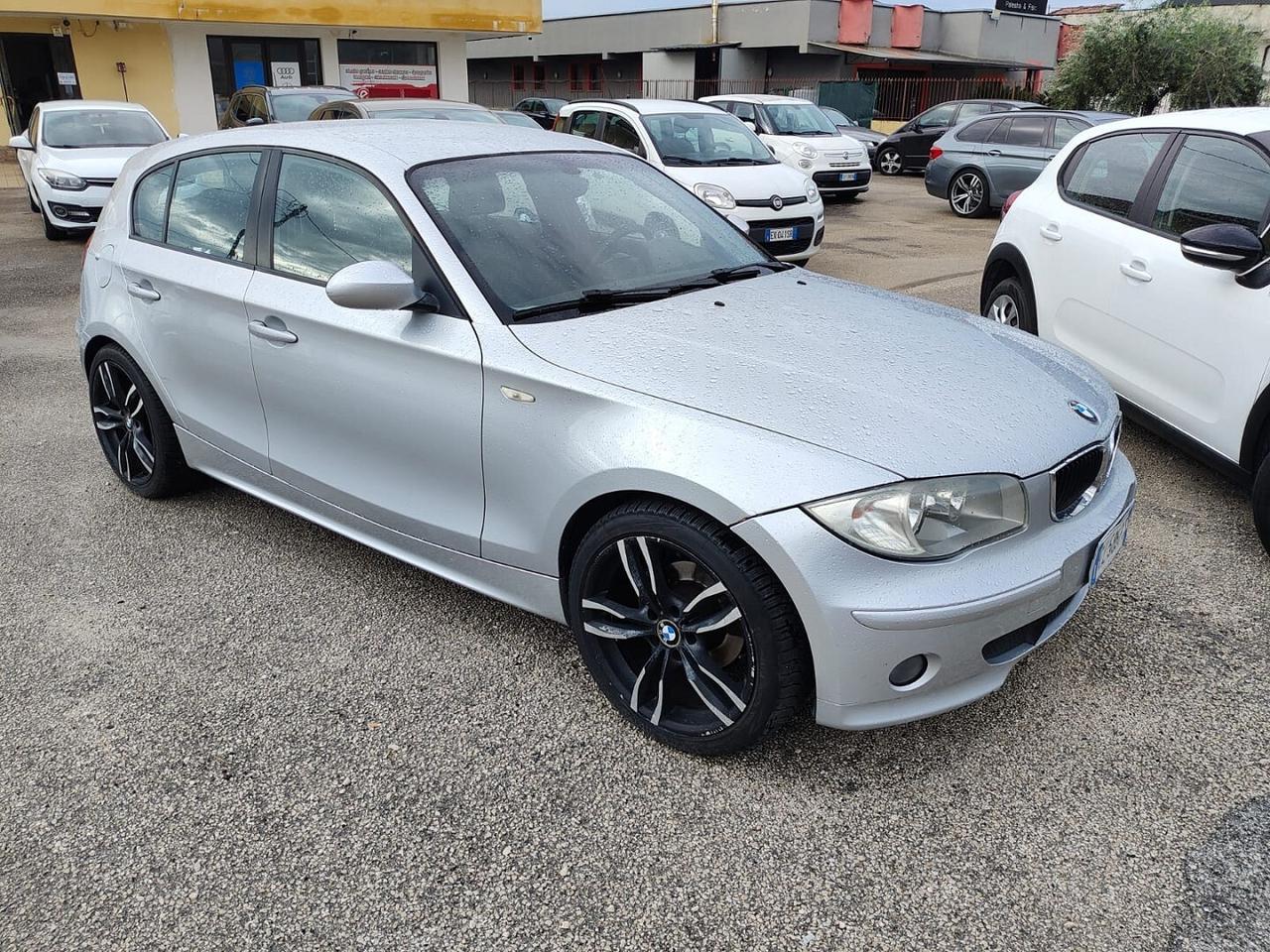 BMW SERIE 1 118D 5P Attiva