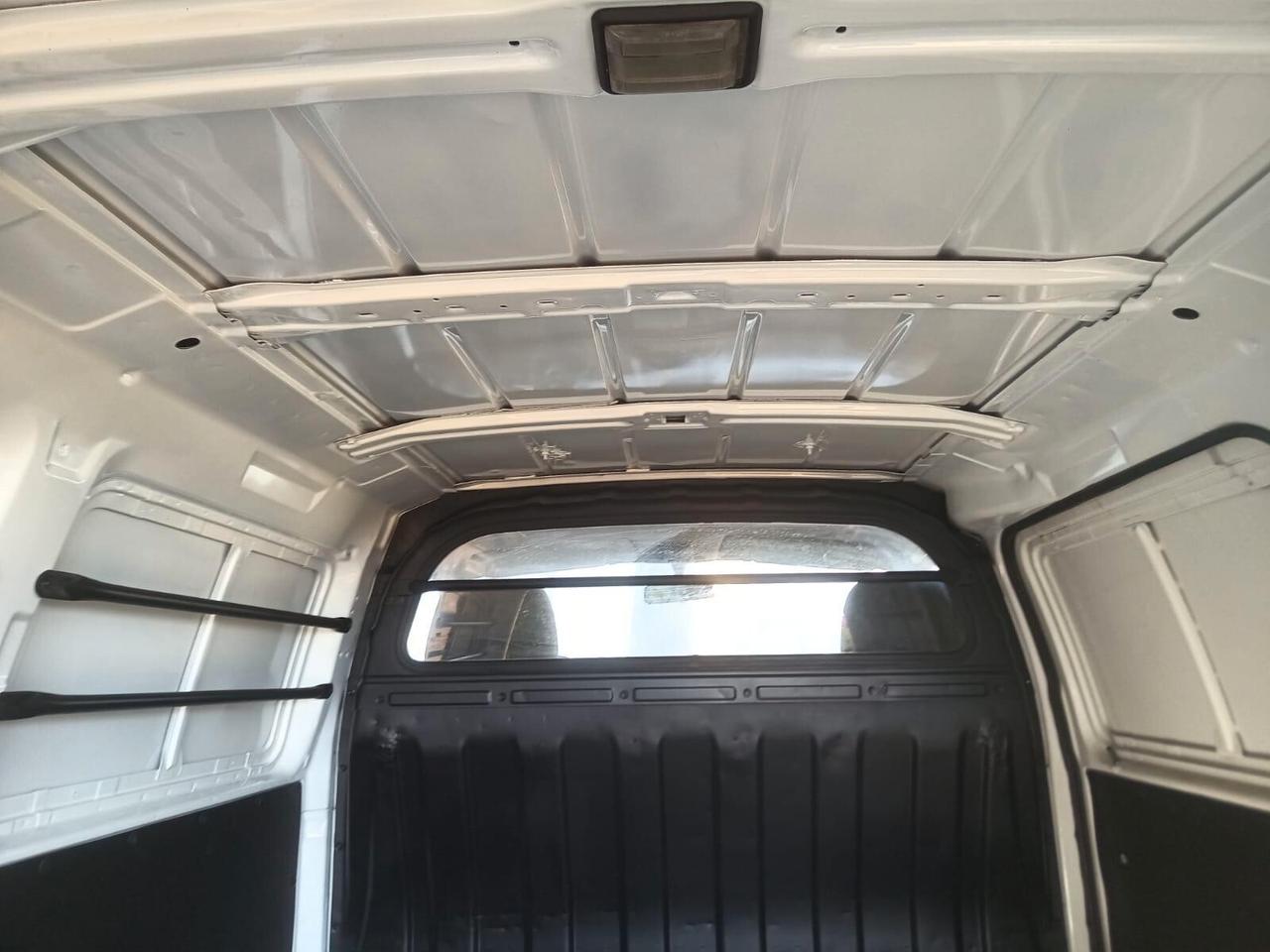 Hyundai H-1 2.5 TDI PC Van 3 posti Air